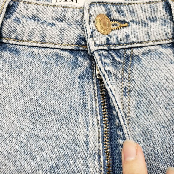 NEW Zara Mom Fit Jeans High Rise Slim Mom Leg Ankle Comfort Light Wash Blue 10 - Picture 5 of 9